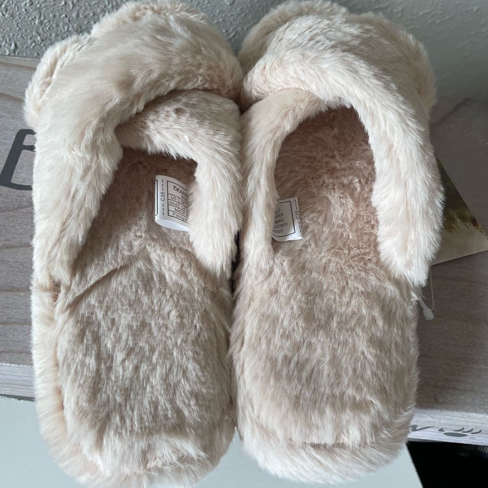 NIB BearPaw Brielle Faux Fur Slippers Size S (5-6) - Picture 5 of 10